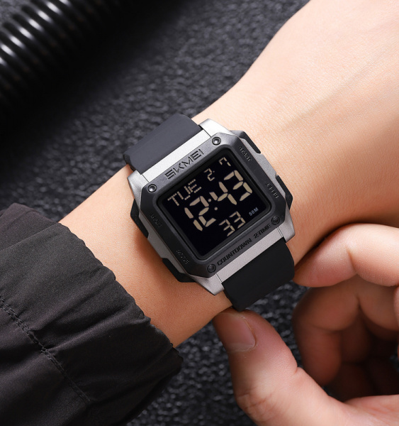 Часы наручные Skmei мужские электронные спортивные 2454titanium